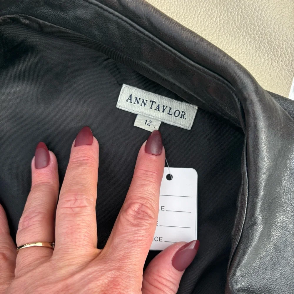 ANN TAYLOR LEATHER JACKET 12 - Picture 12 of 16